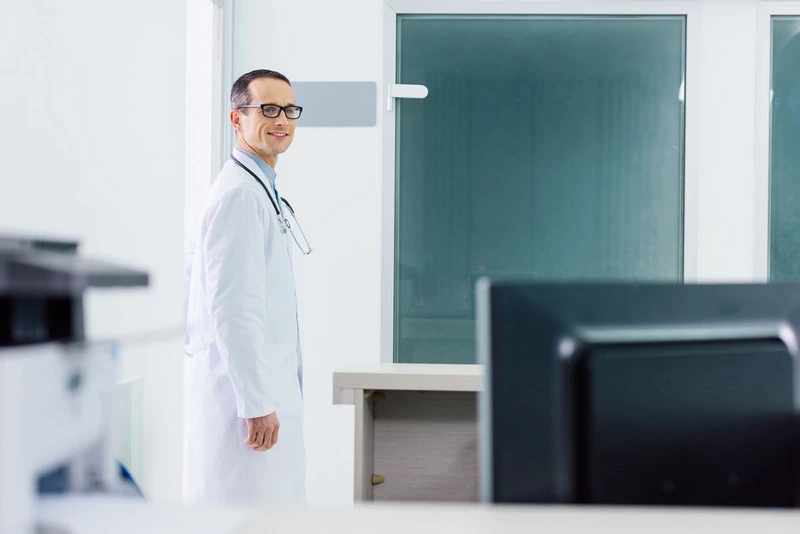 online reputation management for healthcare professionals